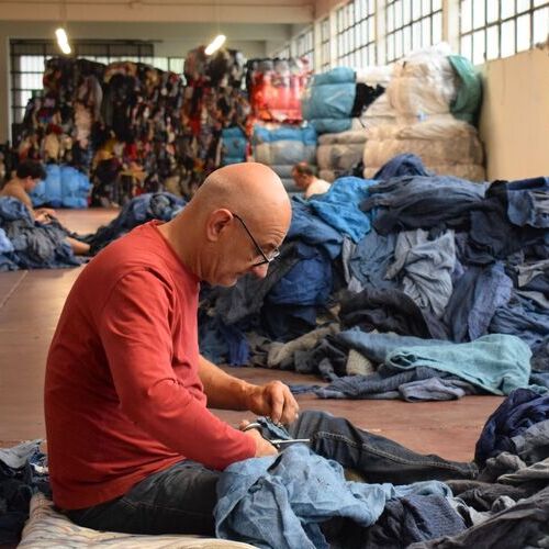 Lavorazione stracci Goritex